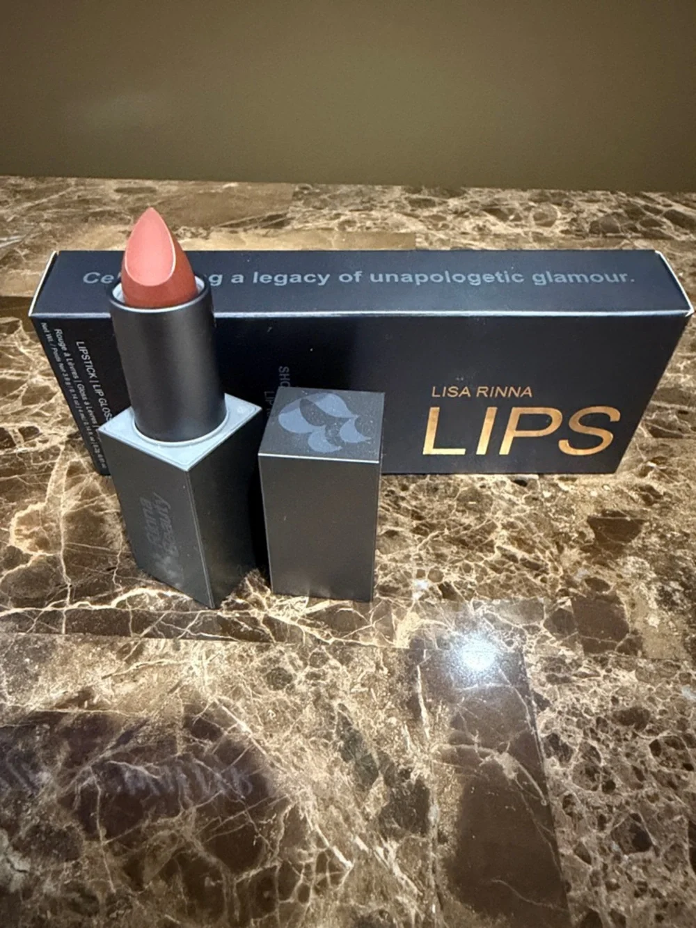 Lisa Rinna Collection LIPS Lipstick - Envy Me